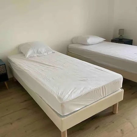 Вилла Auzil Vigoulet-Auzil