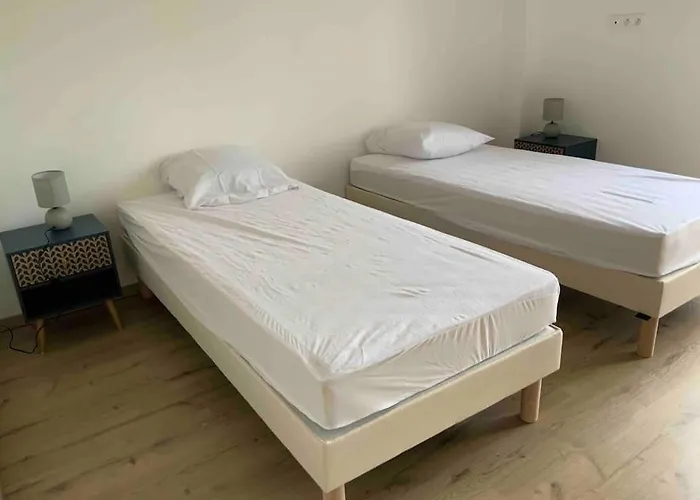 Willa Auzil Vigoulet-Auzil