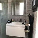 Auzil Villa *